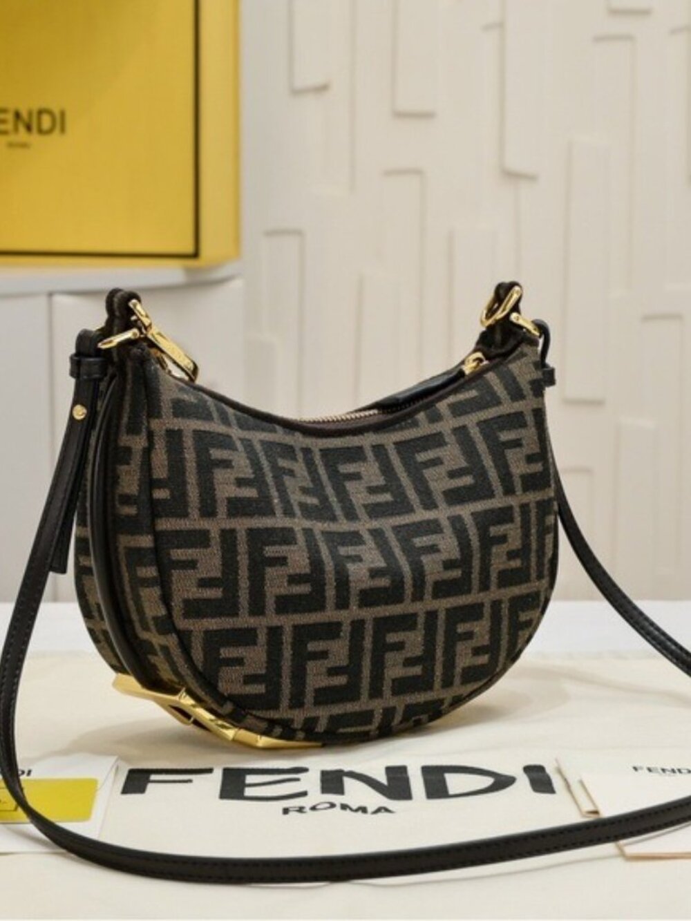 Fendi Fendigraphy Medium Hobo Bag In FF Jacquard Canvas - Picture 2 of 5